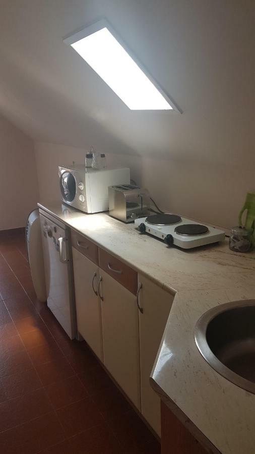 Csalad-Barat Apartman Balatonlelle Exterior foto